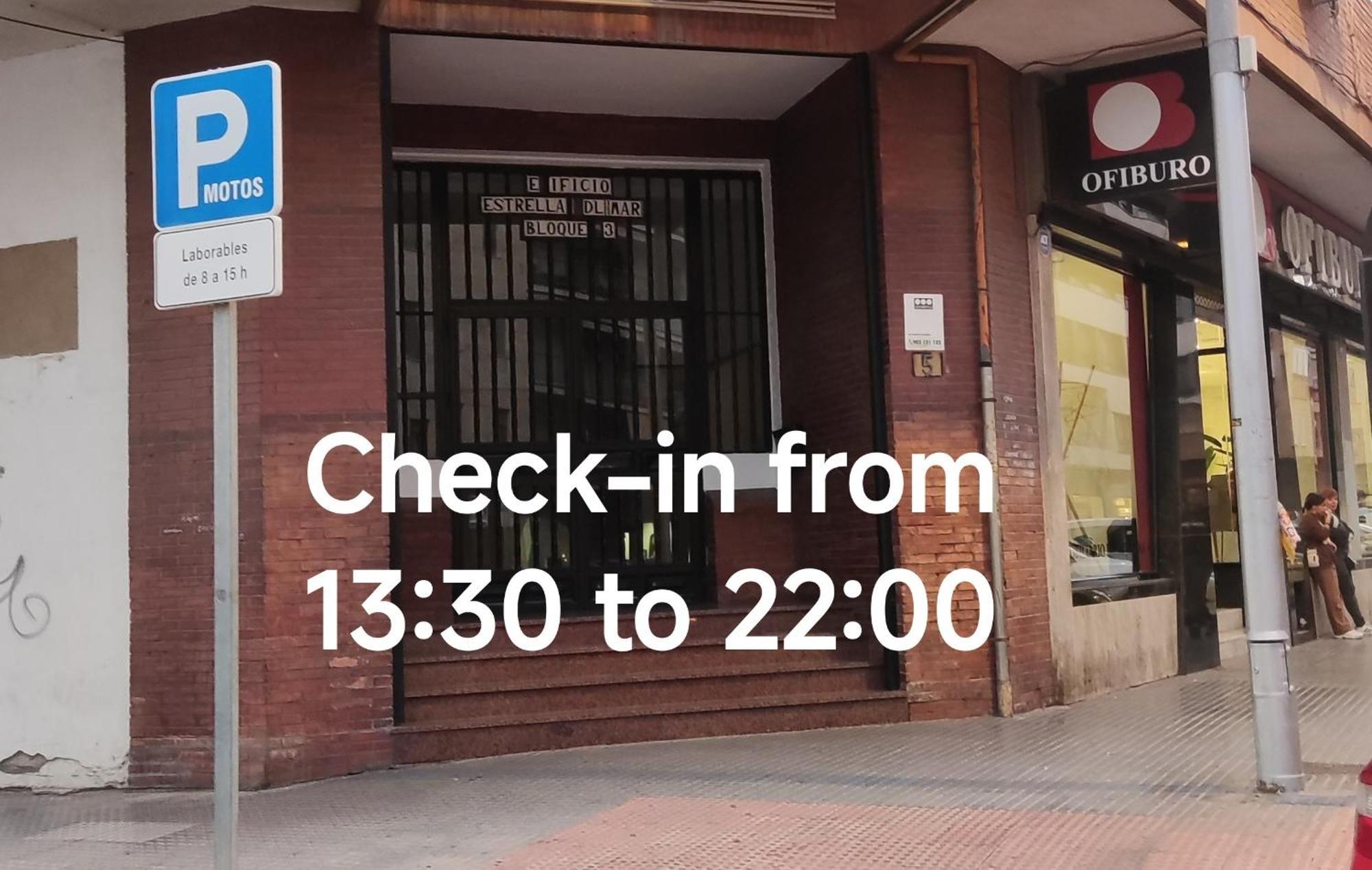 マラガVacacional Buyma - Parking Privado -Gratuito-アパートメント エクステリア 写真